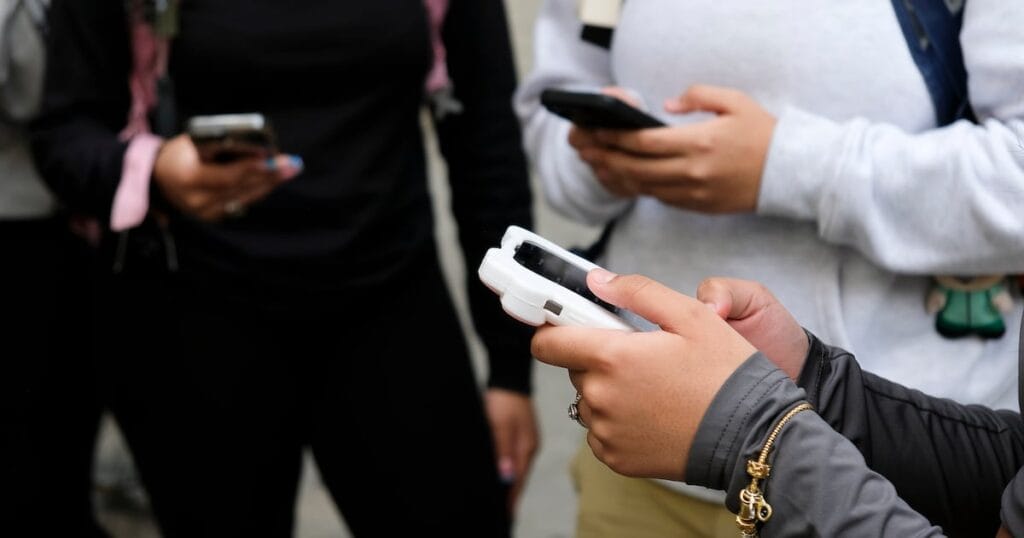 Cell phone bans give modest boost to test scores, new study finds