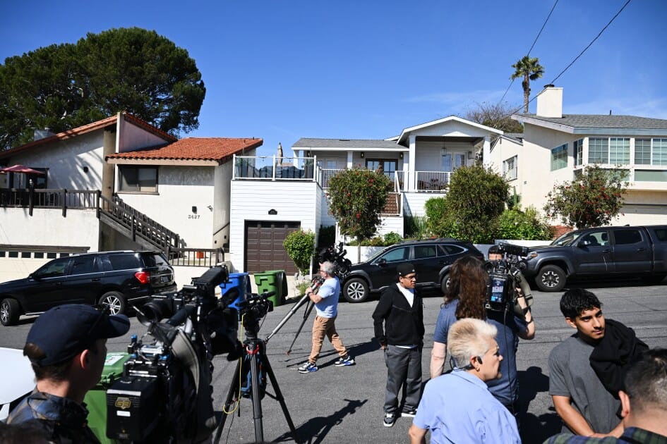FBI Searches Los Angeles District’s Headquarters and Superintendent Alberto Carvalho’s Home