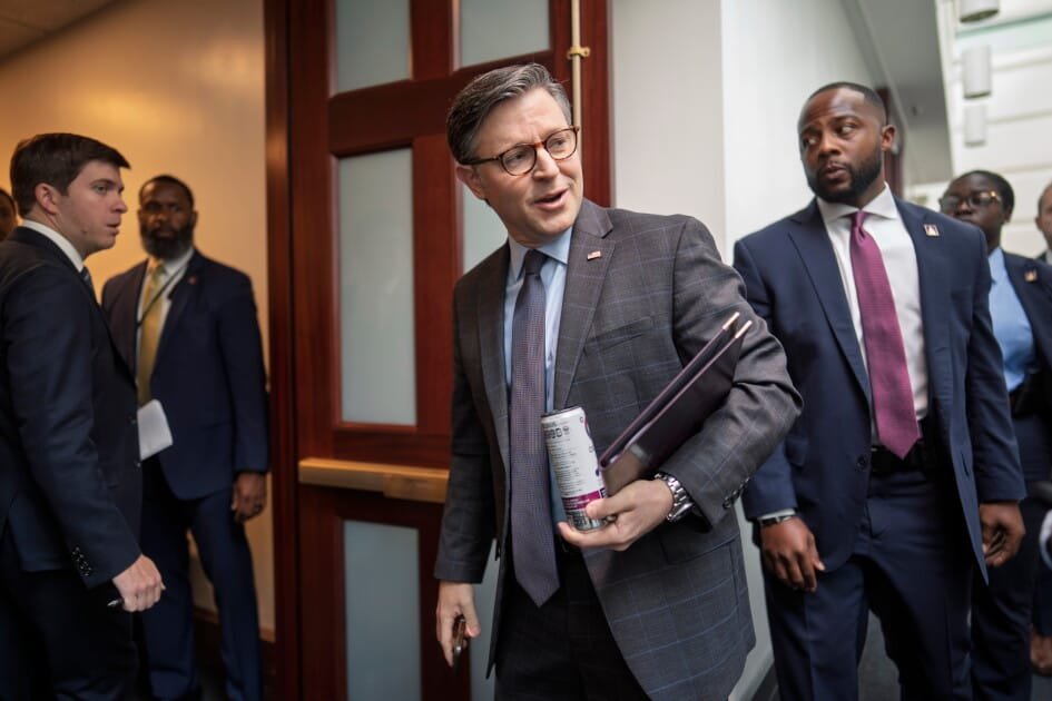 Averting a Shutdown, Congress Punts Federal Spending Decisions to December